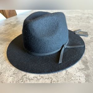 House Of Harlow 1960 100% Wool Black Pinched Hat NWOT
